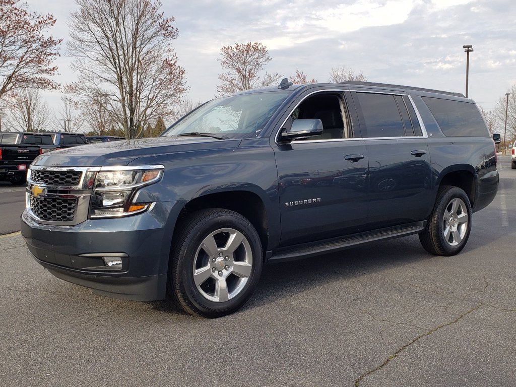 New 2020 Chevrolet Suburban LT RWD SUVs